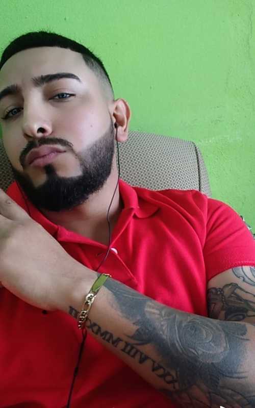 Date this sultry Mexico man HUGO from Tijuana MX1729