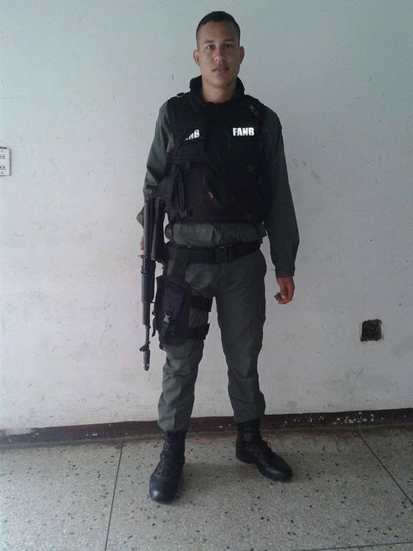 Date this sensual Venezuela man Cristopher from Barinas VE2850