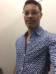 funny United States man Wesley from Los Angeles US20532