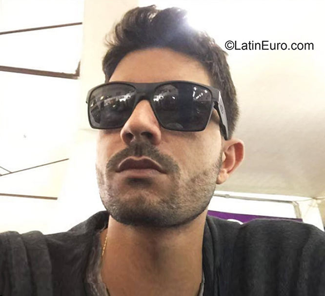 Date this sultry Brazil man Felipe from Primavera do Leste BR10994
