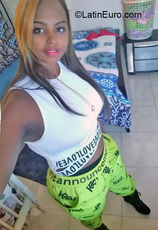 Date this lovely Dominican Republic girl Maria from Puerto Plata DO36966
