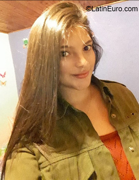 Date this passionate Colombia girl Yessenia from Medellin CO26513