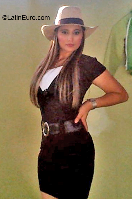 Date this georgeous Colombia girl Olga from Aguadas CO26529