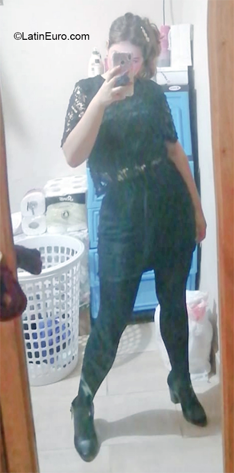 Date this fun Honduras girl Fabiola from San Pedro Sula HN2745