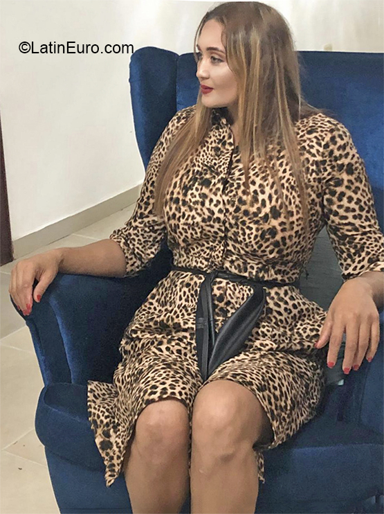 Date this foxy Dominican Republic girl Ana from Nagua DO37092