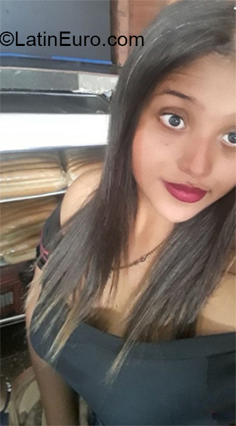 Date this beautiful Colombia girl Isabela from Cucuta CO26602