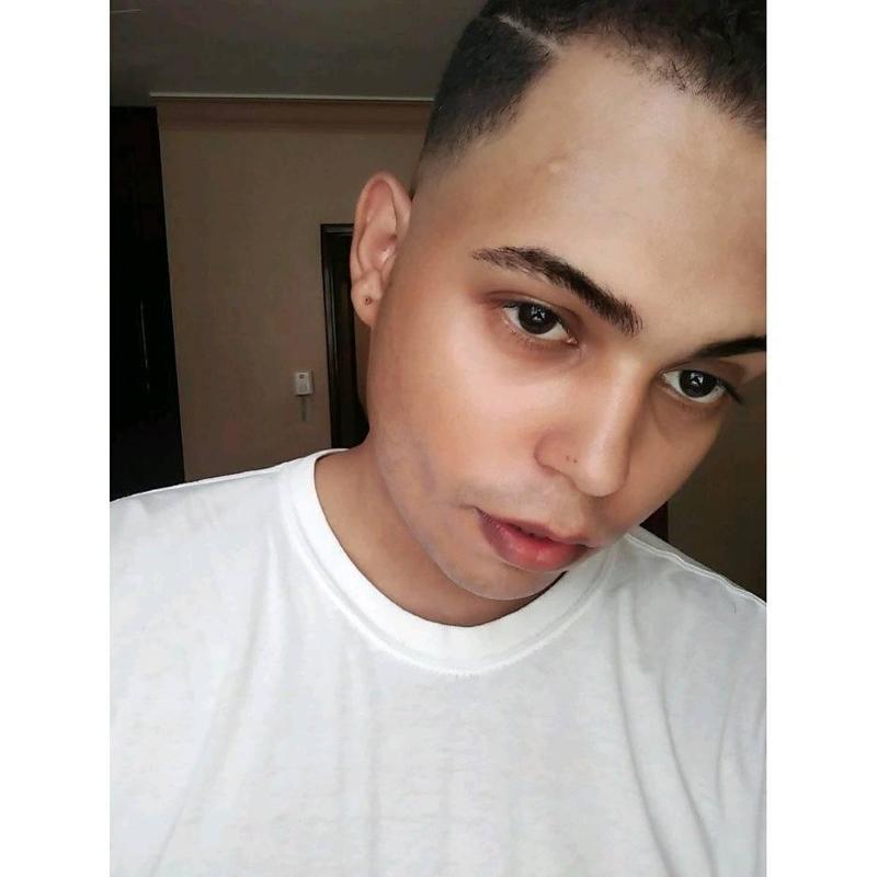 Date this nice looking Dominican Republic man Jay from Santiago DO37124