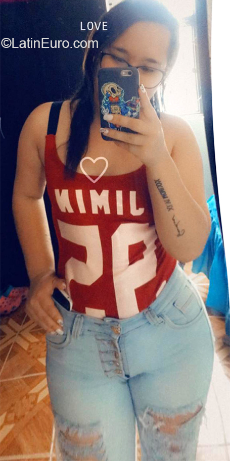 Date this cute Colombia girl Johanna from Bogota CO26815