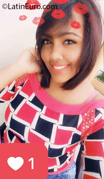 Date this exotic Dominican Republic girl Gloria from Santiago DO37501