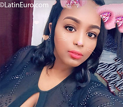 Date this passionate Dominican Republic girl Maria from Santo Domingo DO37533