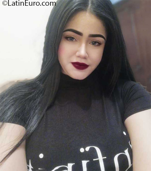 Date this attractive Colombia girl Any from Bogota CO26921