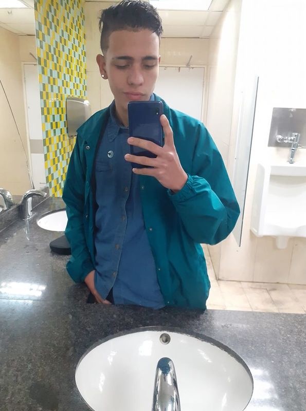 Date this pretty Venezuela man Roman Antonio from Caracas VE3074