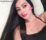 young Colombia girl Natalia from Bogota CO27048