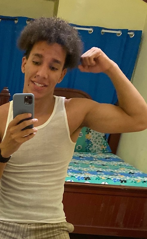 Date this hard body Dominican Republic man Yafrel from Santo Domingo DO37763