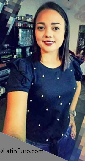 Date this lovely Colombia girl Sari from Barranquilla CO27077