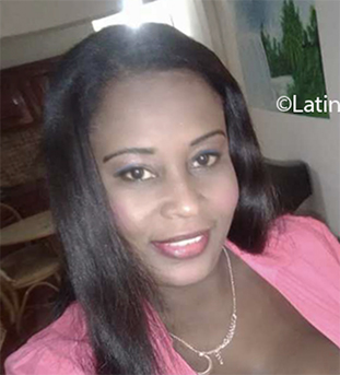 Date this passionate Dominican Republic girl Francis from Santo Domingo DO39538