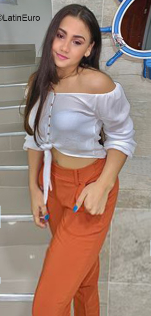 Date this fun Colombia girl Cute from Barranquilla CO27198