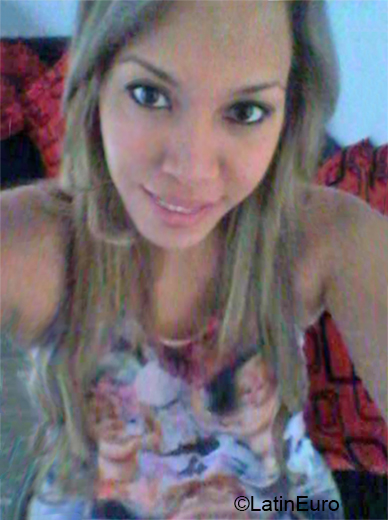 Date this cute Colombia girl Greysi from Barranquilla CO27202