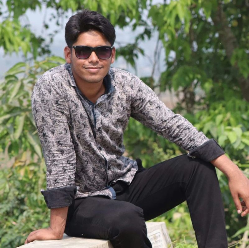 Date this tall Bangladesh man Niloy from Shariatpur BD153