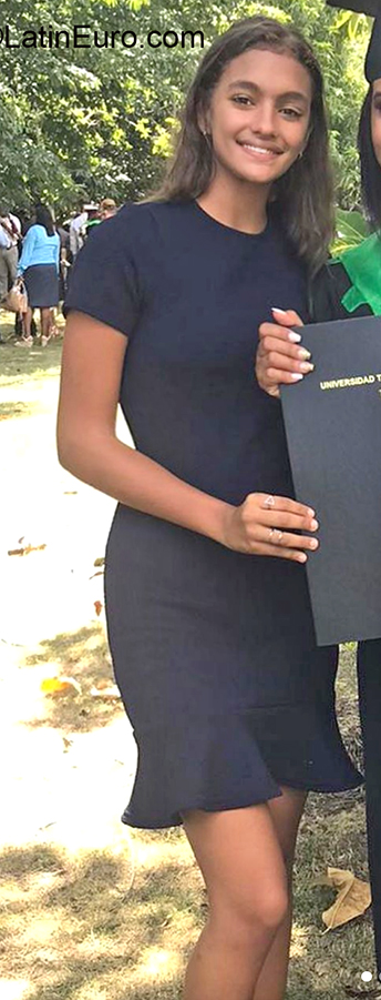 Date this delightful Dominican Republic girl Wilma from Santo Domingo DO38057