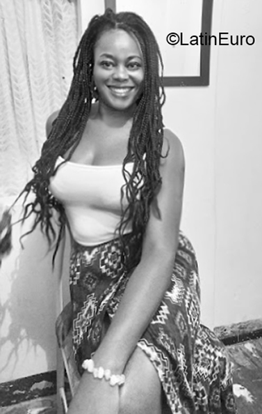 Date this foxy Colombia girl Rosa from Medellin CO27749