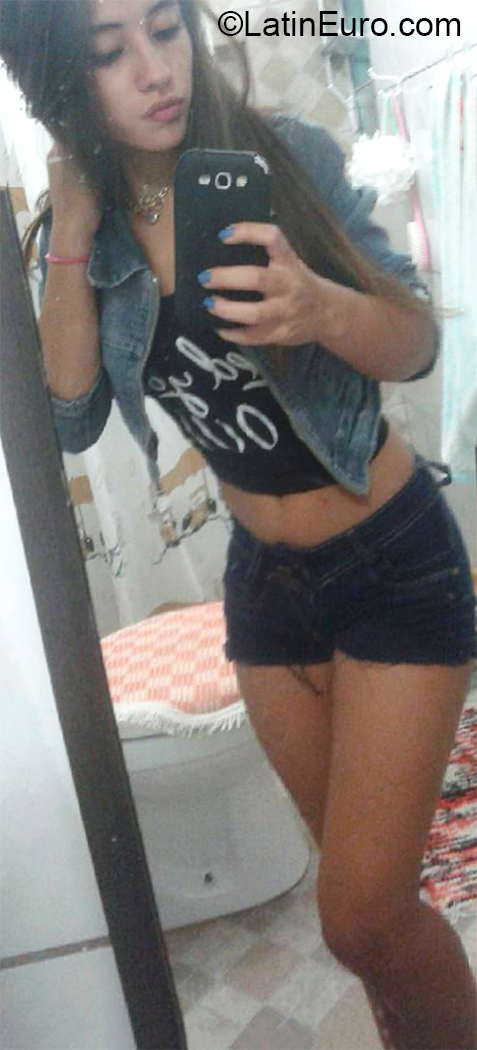 Date this young Argentina girl Carla from San Martin AR459