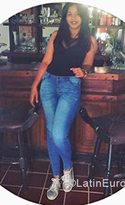 Date this pretty Dominican Republic girl Cleudys Franesca from La Vega DO38540