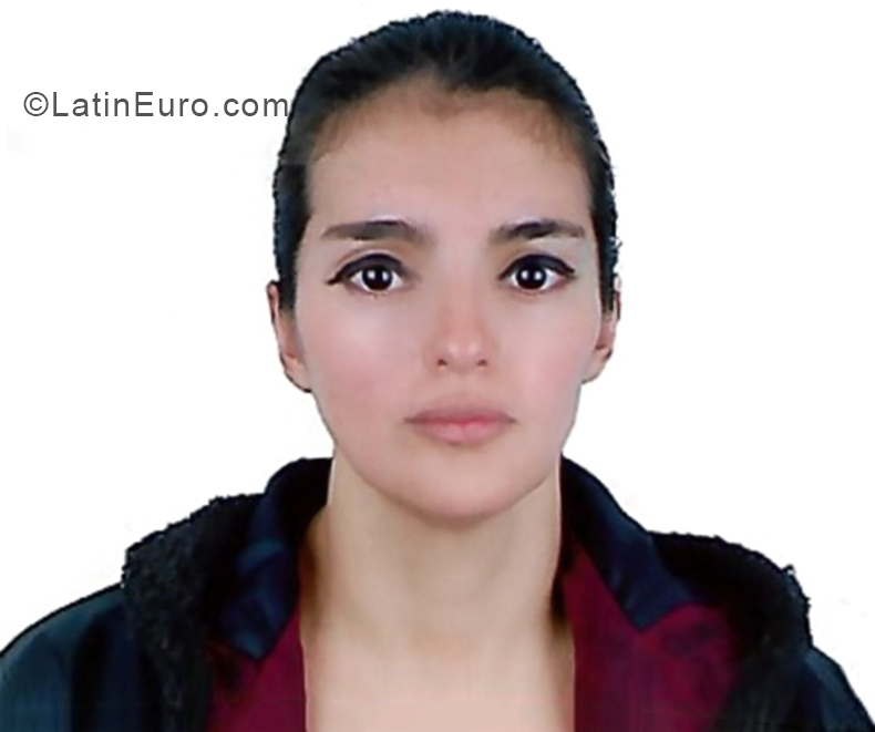 Date this foxy Colombia girl GIOVANNA from Bogota CO28244