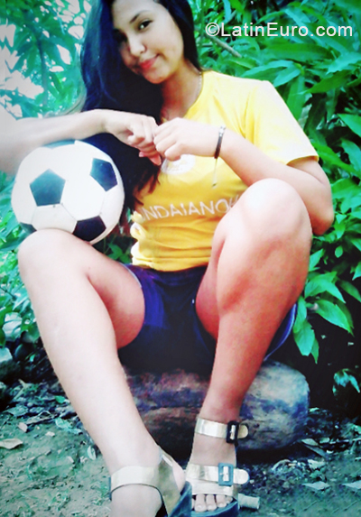 Date this delightful Venezuela girl Michelle from Puerto de la Cruz VE3393