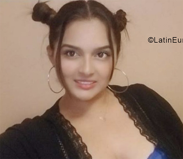Date this stunning Honduras girl Patricia from San Pedro Sula HN2833
