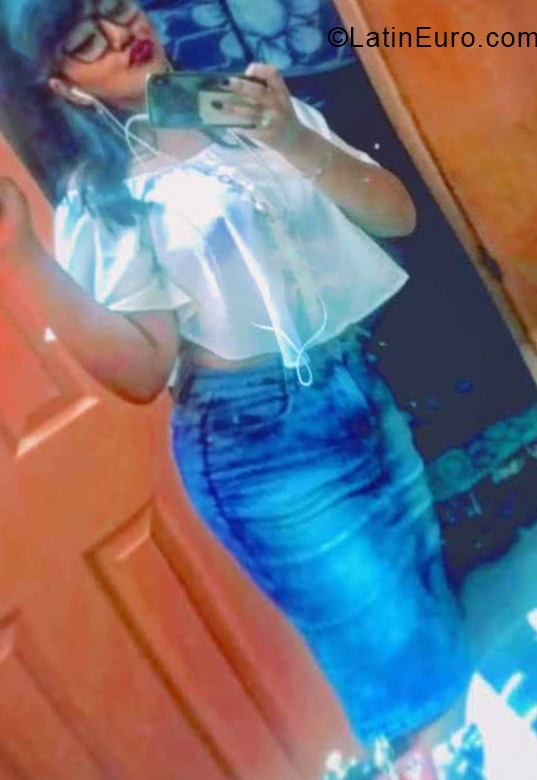 Date this tall Mexico girl Gema Hernndez C from Mexico City MX2033