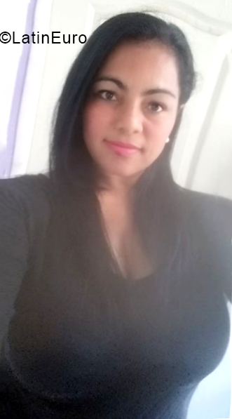 Date this sultry Peru girl Melissa from Lima PE1864