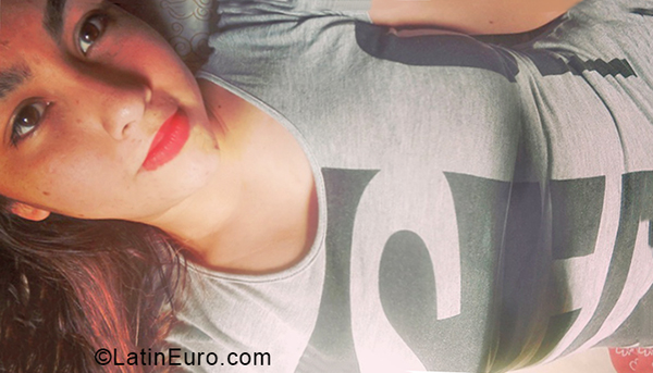 Date this passionate Colombia girl Yineth from Bogoota CO28536