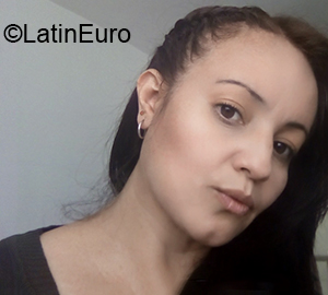 Date this athletic Colombia girl Diana from Bogota CO28573