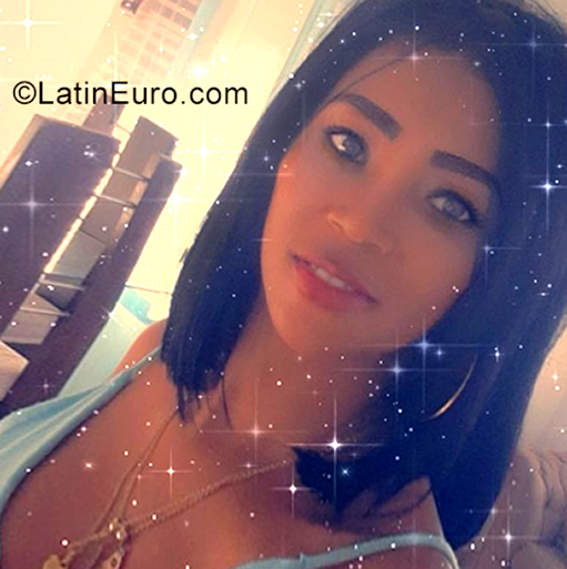 Date this sultry Dominican Republic girl Ana Mara from San Pedro De Macorís DO38971