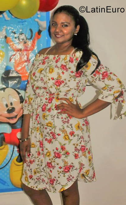 Date this pretty Dominican Republic girl Gioconda from Santo Domingo DO39138