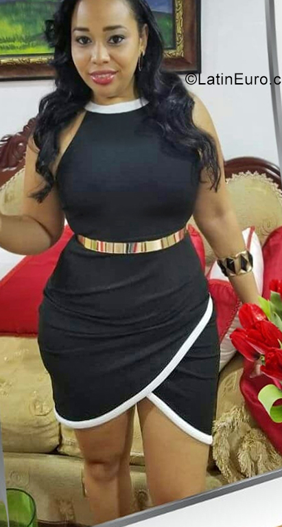 Date this young Dominican Republic girl Hidequel from Santiago DO39154