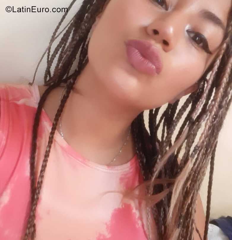 Date this gorgeous Peru girl Geraldine from Lima PE1865