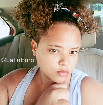 Date this foxy Dominican Republic girl Micary from Santo Domingo DO39284
