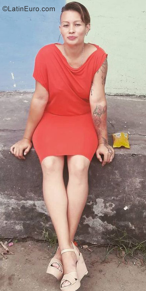 Date this hard body Mexico girl Jacqueline from Veracruz MX2467