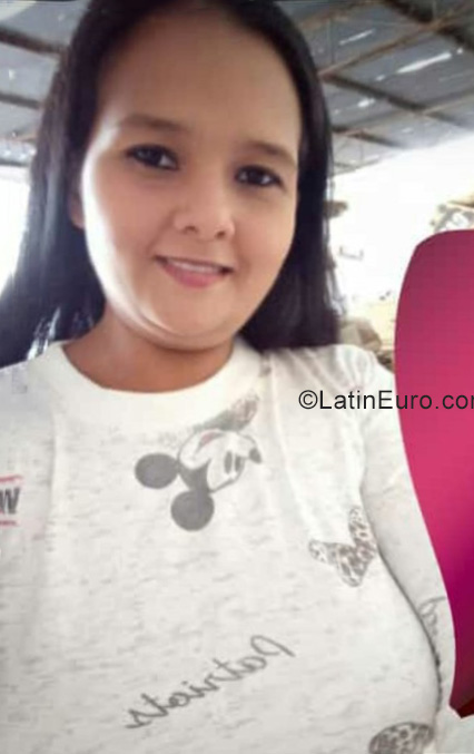 Date this pretty Venezuela girl Nanyelis from Punto Fijo VE3727