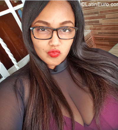 Date this funny Dominican Republic girl Maria from Santiago DO39341
