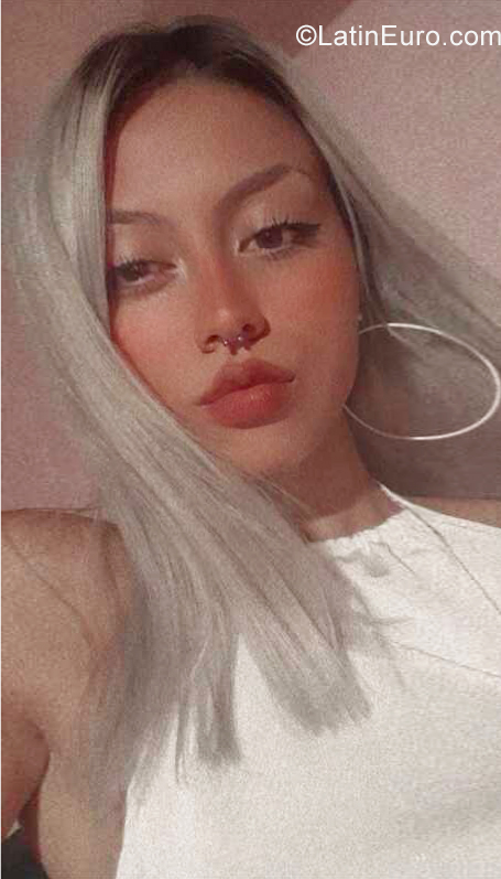 Date this funny Argentina girl Katherine from Mendoza AR771