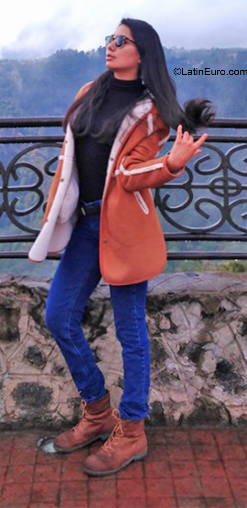 Date this fun Mexico girl Erendira from Puebla MX2313