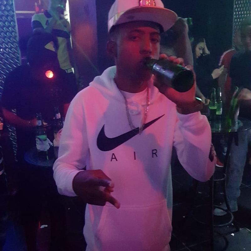 Date this exotic Dominican Republic man Yohan coats dis from Santo Domingo DO39615