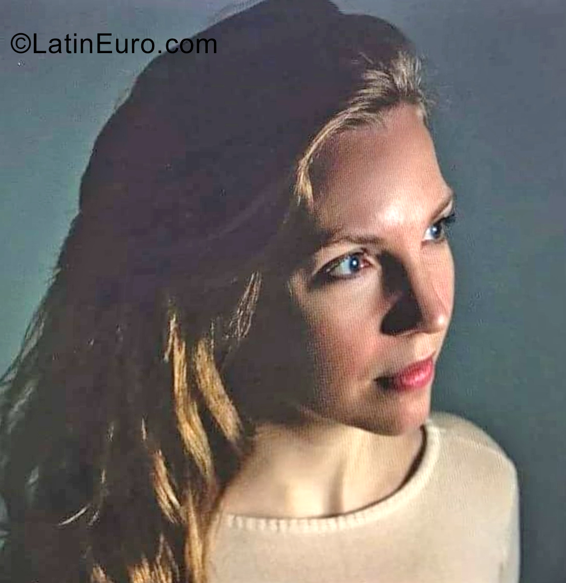 Date this good-looking Argentina girl Katarina from Buenos Aires AR721