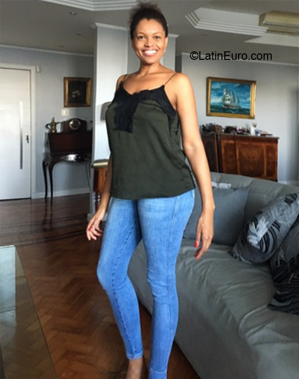 Date this young Brazil girl Neusa from Vitoria BR11359