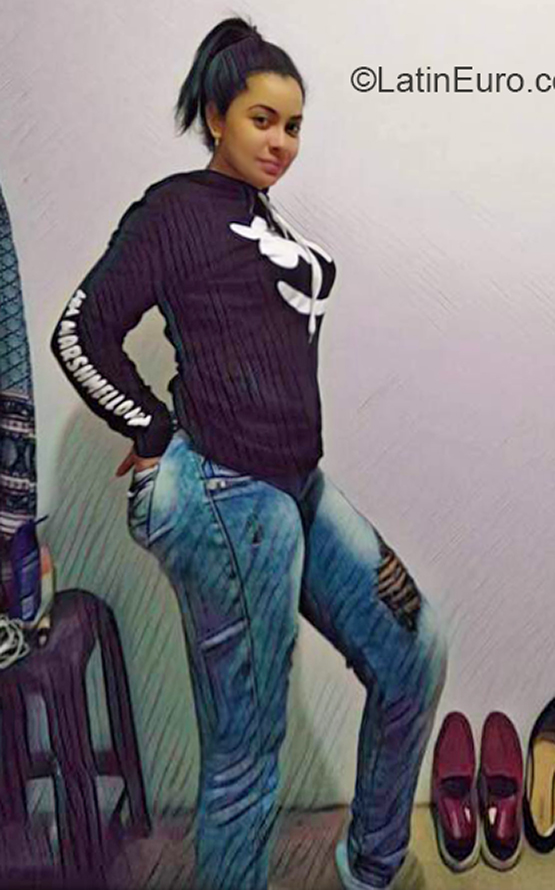 Date this fun Peru girl Sophi from Lima VE3898