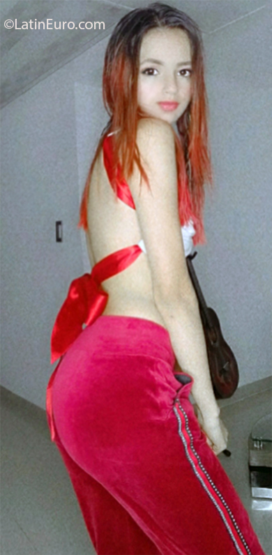 Date this lovely Colombia girl Julissa from Popayan CO30086