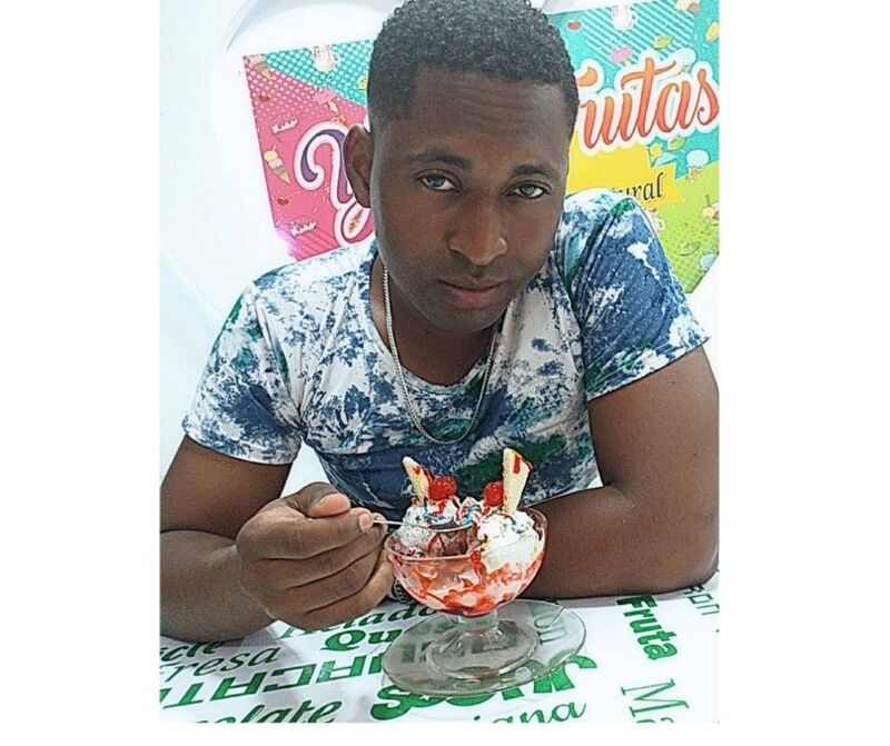 Date this foxy Ecuador man Jorge from Esmeraldas EC794